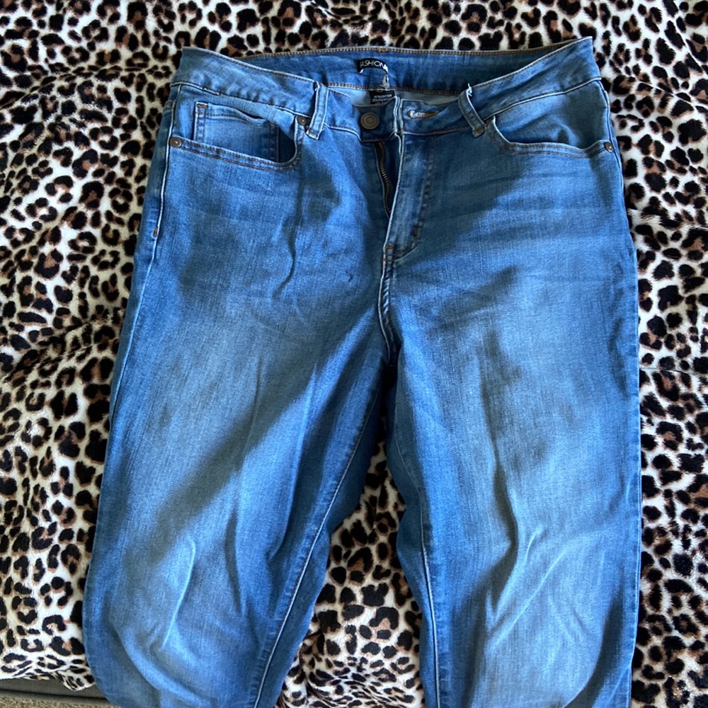 Fashion nova size 11 jeans